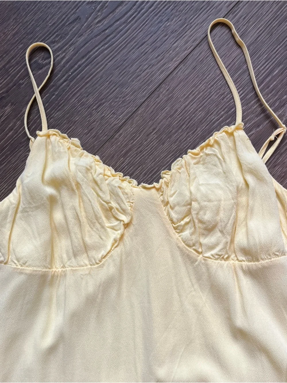 Butter yellow mini dress - Picture 2 of 5